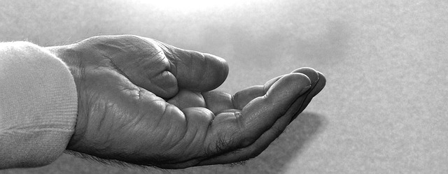 hands